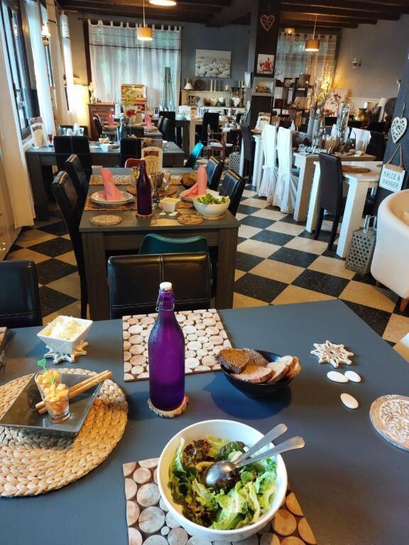 Hotel & Restaurant Le Chalvet Embrun Buitenkant foto