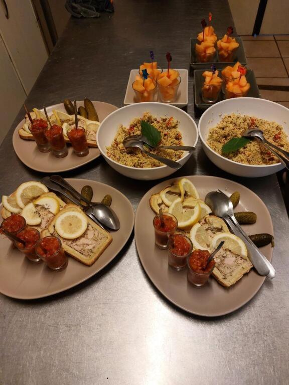 Hotel & Restaurant Le Chalvet Embrun Buitenkant foto