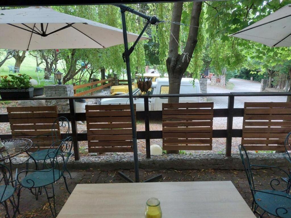 Hotel & Restaurant Le Chalvet Embrun Buitenkant foto
